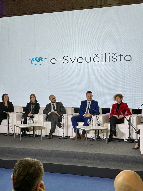 30. godišnjica .hr domene