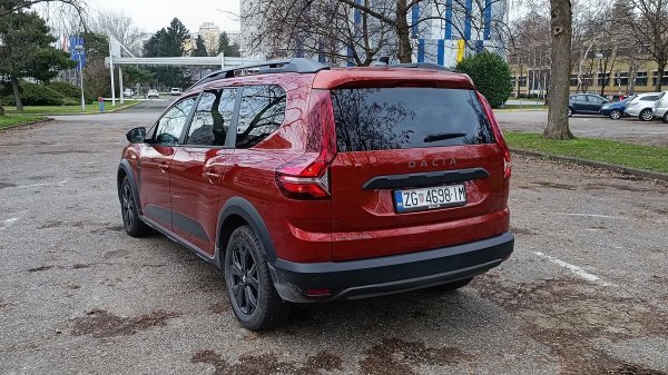 Dacia Jogger Extreme 1.0 TCe 110, 7 sjedala