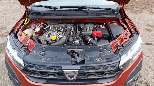 Je li doista odzvonilo motorima s unutarnjim izgaranjem 2025.? (na slici Dacia Jogger Extreme 1.0 TCe 110)