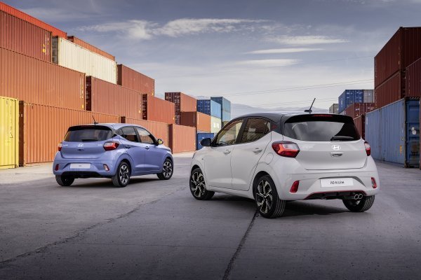 Hyundai i10 i i10 N Line (desno)