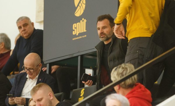 Košarka, ABA liga: Split - Partizan 95:96