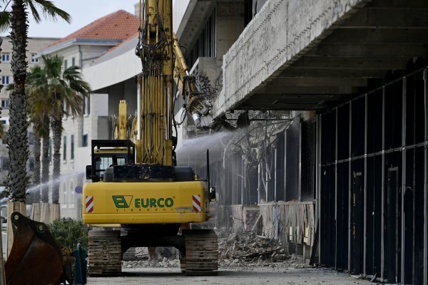 Počelo rušenje hotela Marjan u Splitu