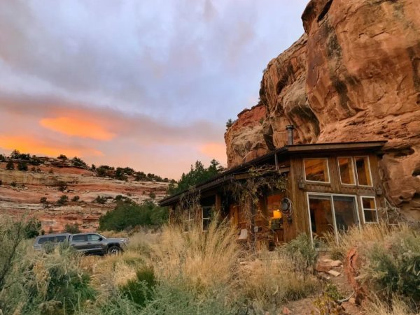 Canyon Cliff House (Cortez, Colorado)