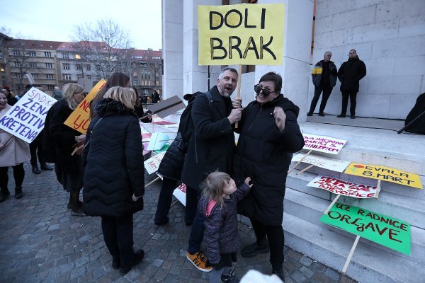 Noćni marš za Dan žena