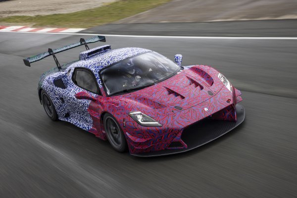 Maserati GT2 na stazi Autodromo Varano de’ Melegari