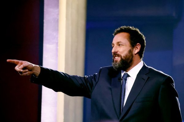 Adam Sandler dobitnik nagrade Centra Kennedy Mark Twain