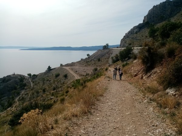 Objekti za rušenje u Vruji