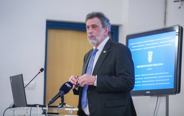 Predstavljanje Javnog poziva za sudjelovanje u eksperimentalnom programu "Osnovna škola kao cjelodnevna škola"