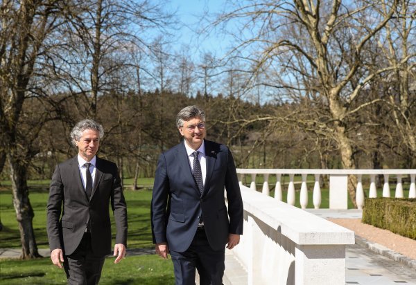 Andrej Plenković i Robert Golob u Brdu kod Kranja