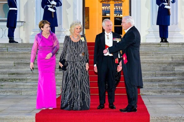 Kraljica supruga Camilla