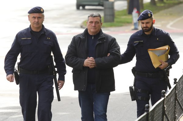 Privođenje Zlatka Pinjuha