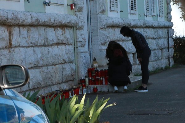 Srednja škola Mate Balote u Poreču