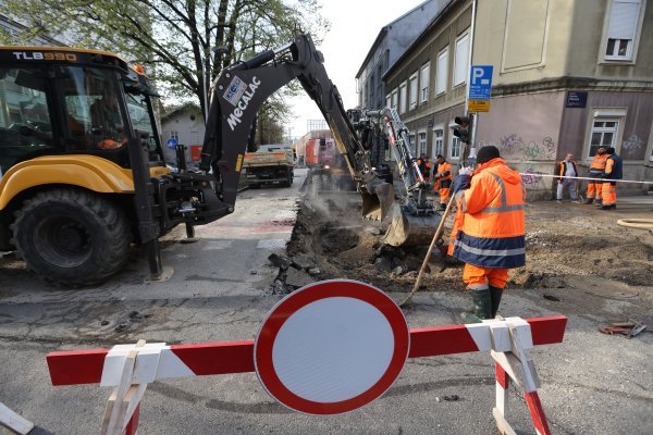 Sanacija puknuća cjevovoda u Zagrebu