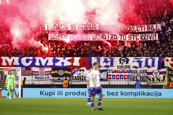 Poruke Torcide tijekom utakmice Hajduka i Istre 1961