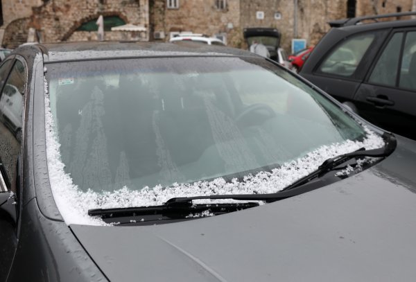 Jaka tuča iznenadila je Šibenik i okolicu