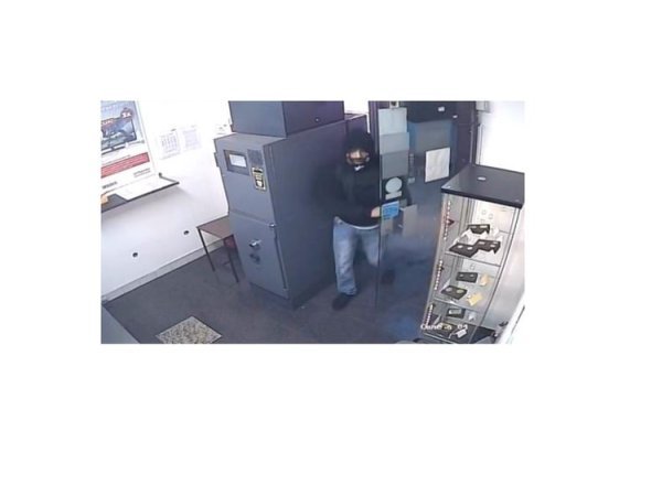 Pljačkaš zlatarnice