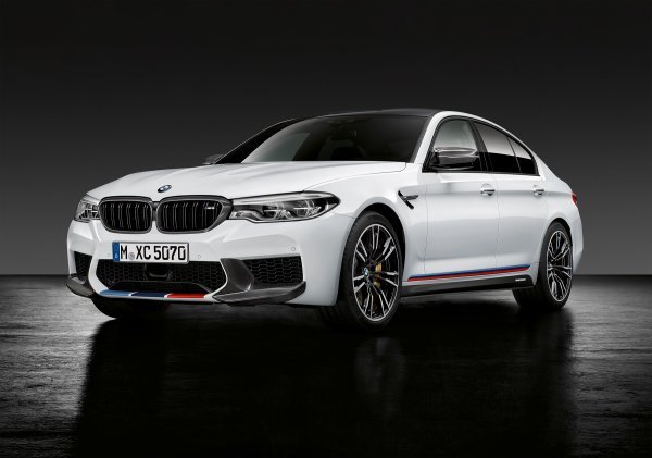 BMW M5 M Performance (2017.)