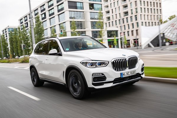 BMW X5 xDrive45e (2019.)