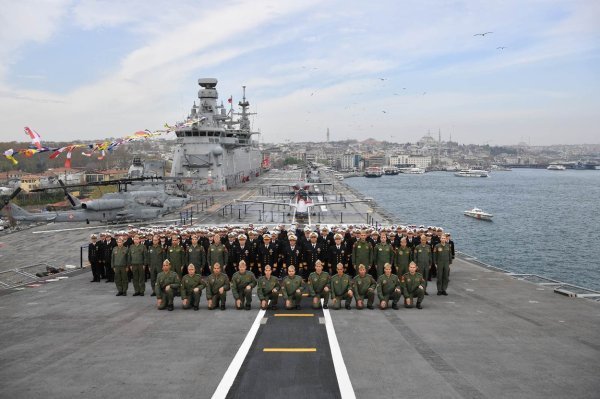 Turski nosač dronova TCG Anadolu