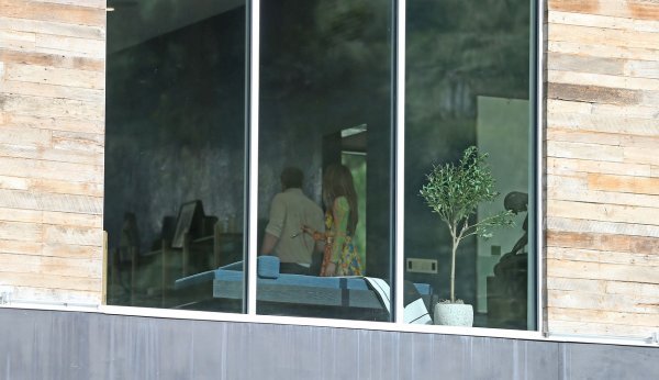 Jennifer Lopez i Ben Affleck u razgledavanju kuće