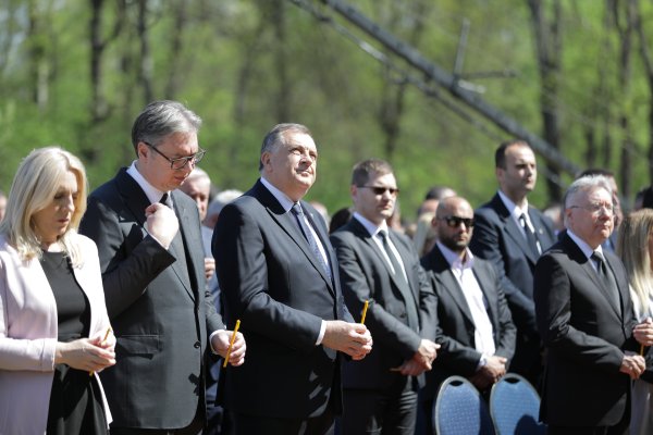 Aleksandar Vučić u Donjoj Gradini obilježava jasenovačke žrtve