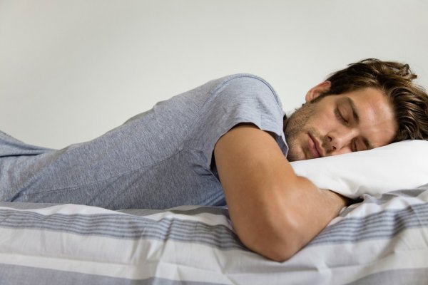 Apneja u snu javlja se nerijetko u srednjim godinama