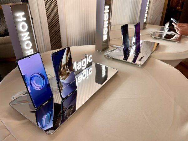 Honor Magic5 Pro stigao u Hrvatsku