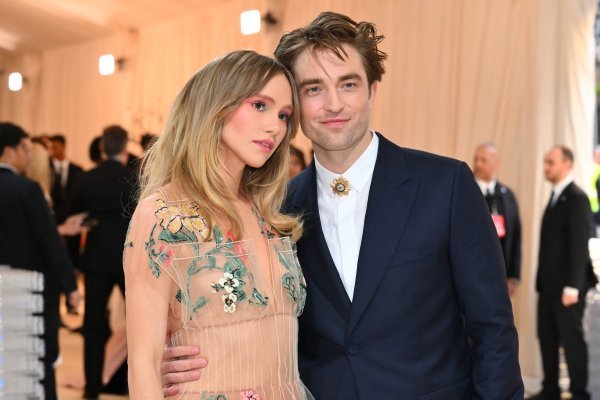 Robert Pattinson i Suki Waterhouse