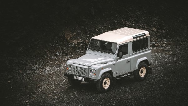 Land Rover Classic Defender Works V8 Islay Edition