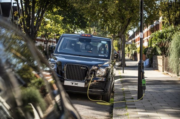 TX - moderni električni taksi