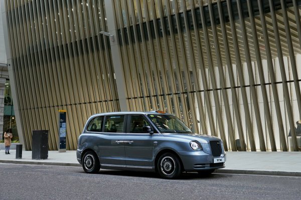 LEVC - napredna modularna platforma SOA