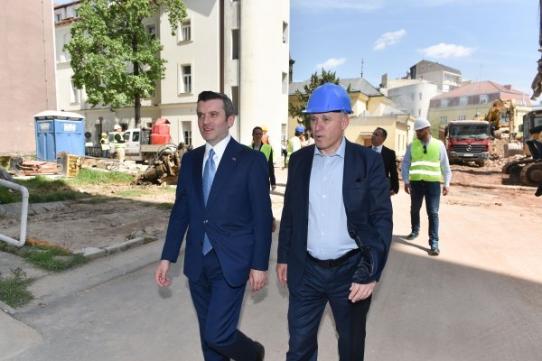 Ministri Bačić i Beroš obišli radove na obnovi KBC-a Sestre milosrdnice