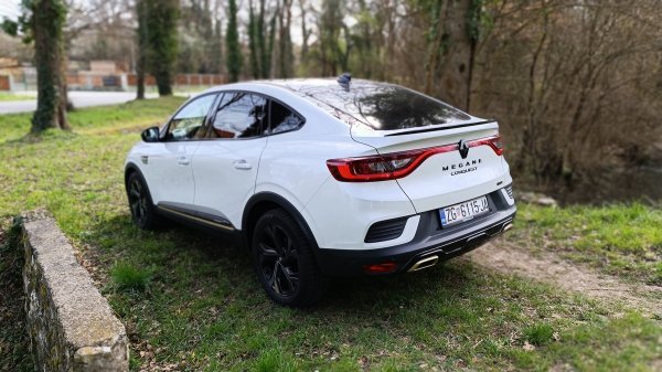 Renault Mégane Conquest E-Tech Engineered 145 hibrid