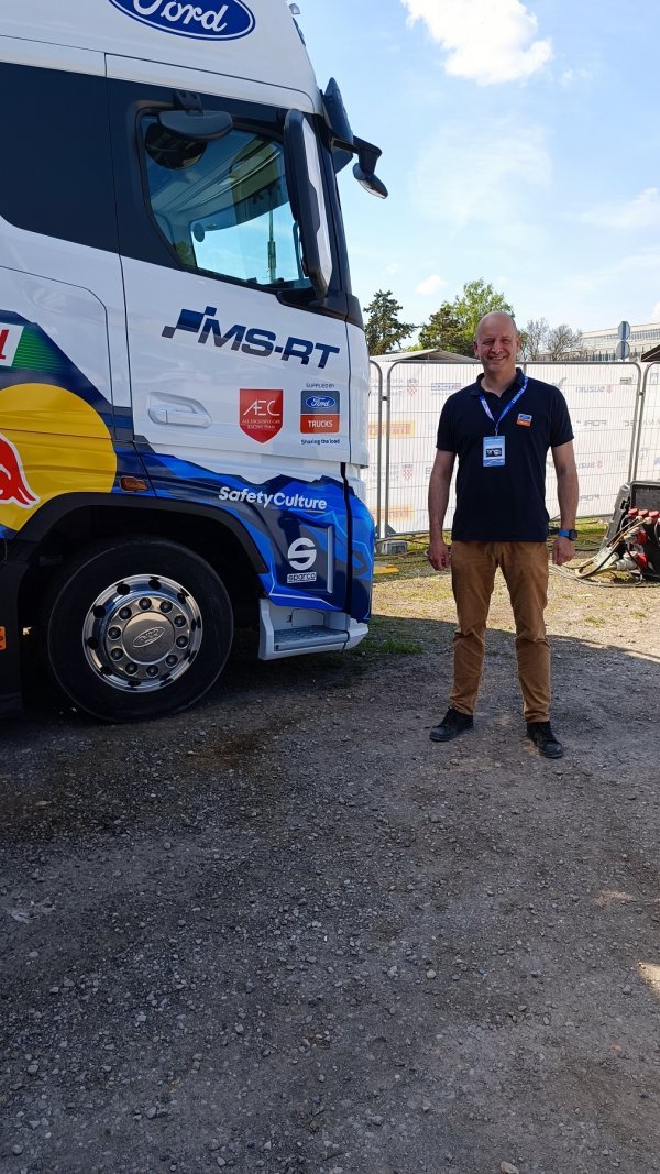 M-Sport World Rally Team na WRC Croatia Rallyju 2023: Lari Host, regionalni direktor zastupnika Fordovih kamiona za Hrvatsku, BiH i Sloveniju, Kam i Bus Importer d.o.o. u sklopu grupacije Auto Hrvatsk