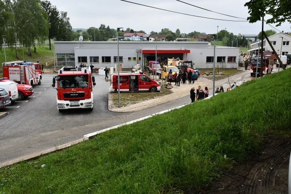 Čačinci: Poplavljen novi vrtić i objekti sportskog centra, gotovo sve stvari uništene