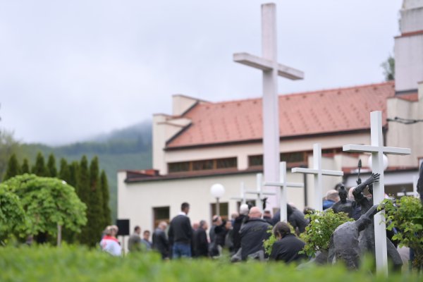 Macelj: Sveta misa povodom komemoracije za žrtve Bleiburške tragedije i Križnog puta