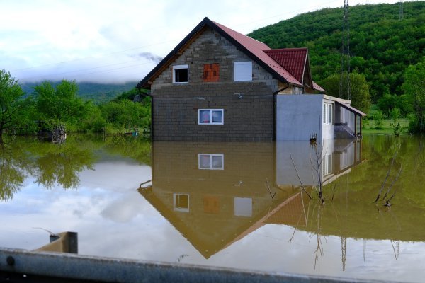 Stanje u Gračacu nakon što se izlila rijeka Otuča