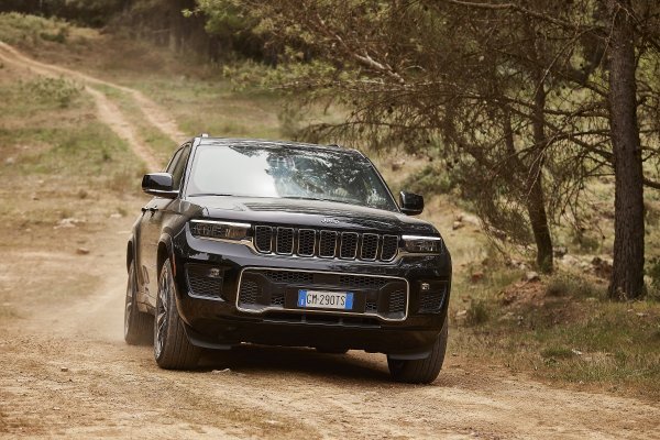 Jeep Grand Cherokee 4xe Overland