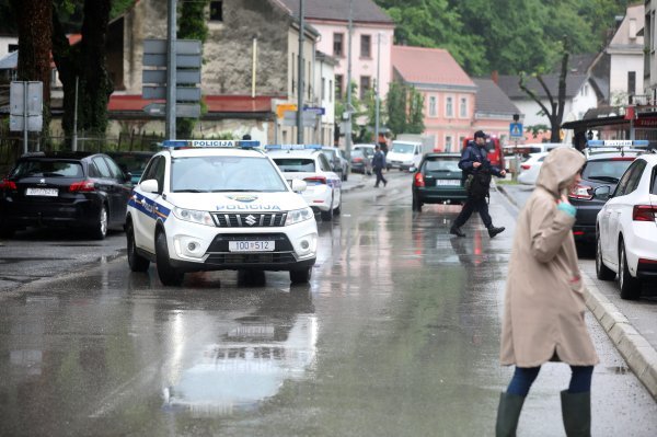 Posljedice poplave u Hrvatskoj Kostajnici