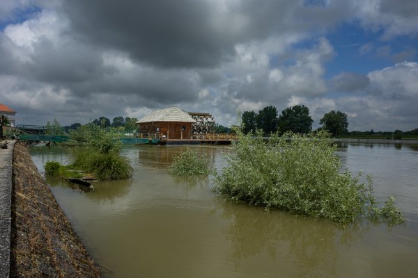 Drava kod Osijeka stigla je do 269 centimetara