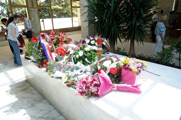 Beograd: U 'Kući cvijeća' obilježen Dan mladosti i rođendan Josipa Broza Tita