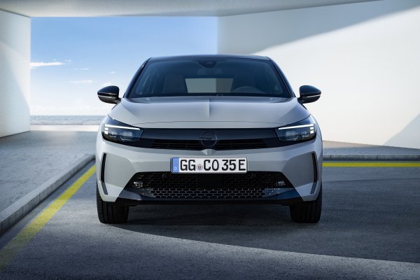 Opel pokazao prve slike osvježene Corse