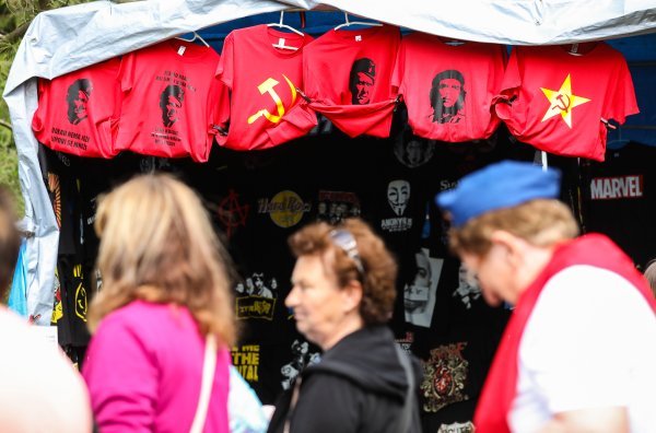 Tisuće ljudi na Danu mladosti - radosti u Kumrovcu