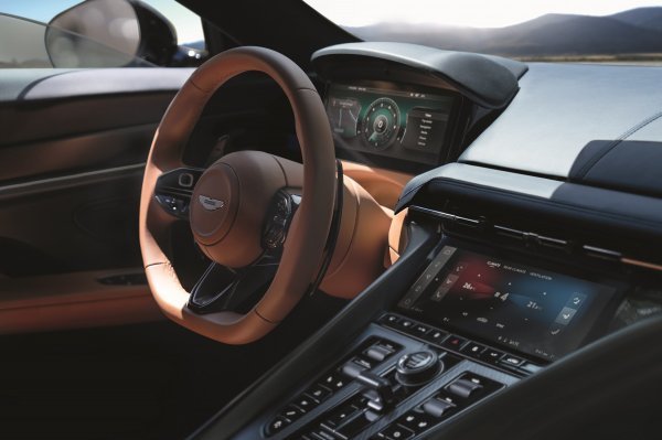 Aston Martin DB12