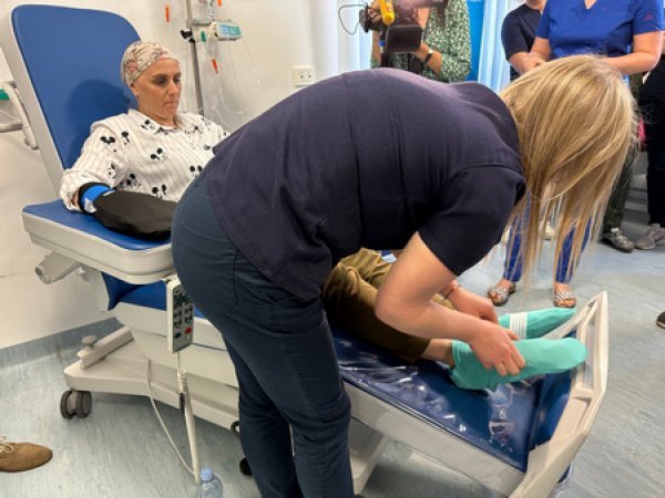 KBC Rijeka: Hladne rukavice i čarape protiv periferne neuropenije