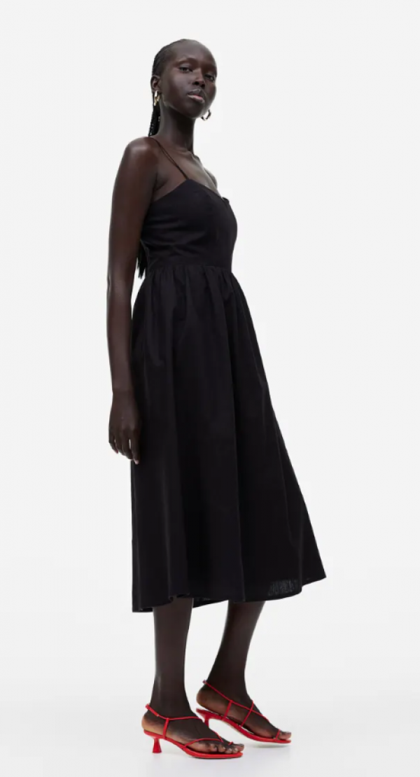 H&M crna haljina od mješavine lana i pamuka