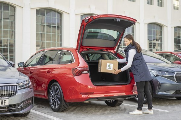 Korisnici Škode mogu dobiti pakete isporučene izravno u prtljažnik svog automobila uz Car Access
