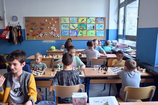 Šahovsku školu ŠK Novi Zagreb pohađa oko 200 učenika