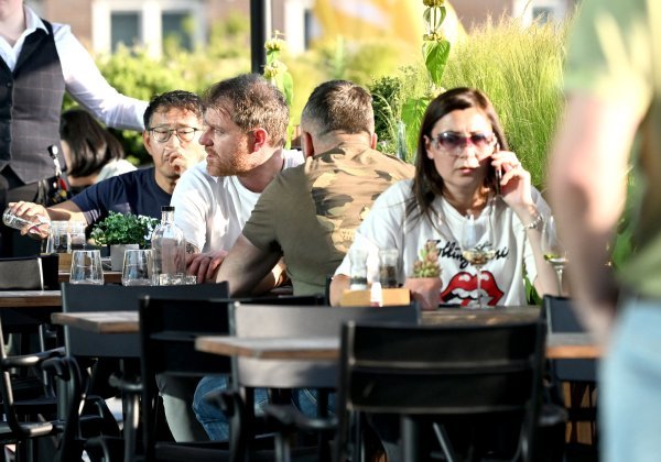 Rotterdam: Mario Mamić na terasi hotela u kojemu su smješteni hrvatski nogometni reprezentativci