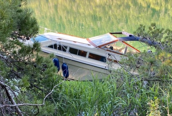 Nasukavanje brodice u NP Krka